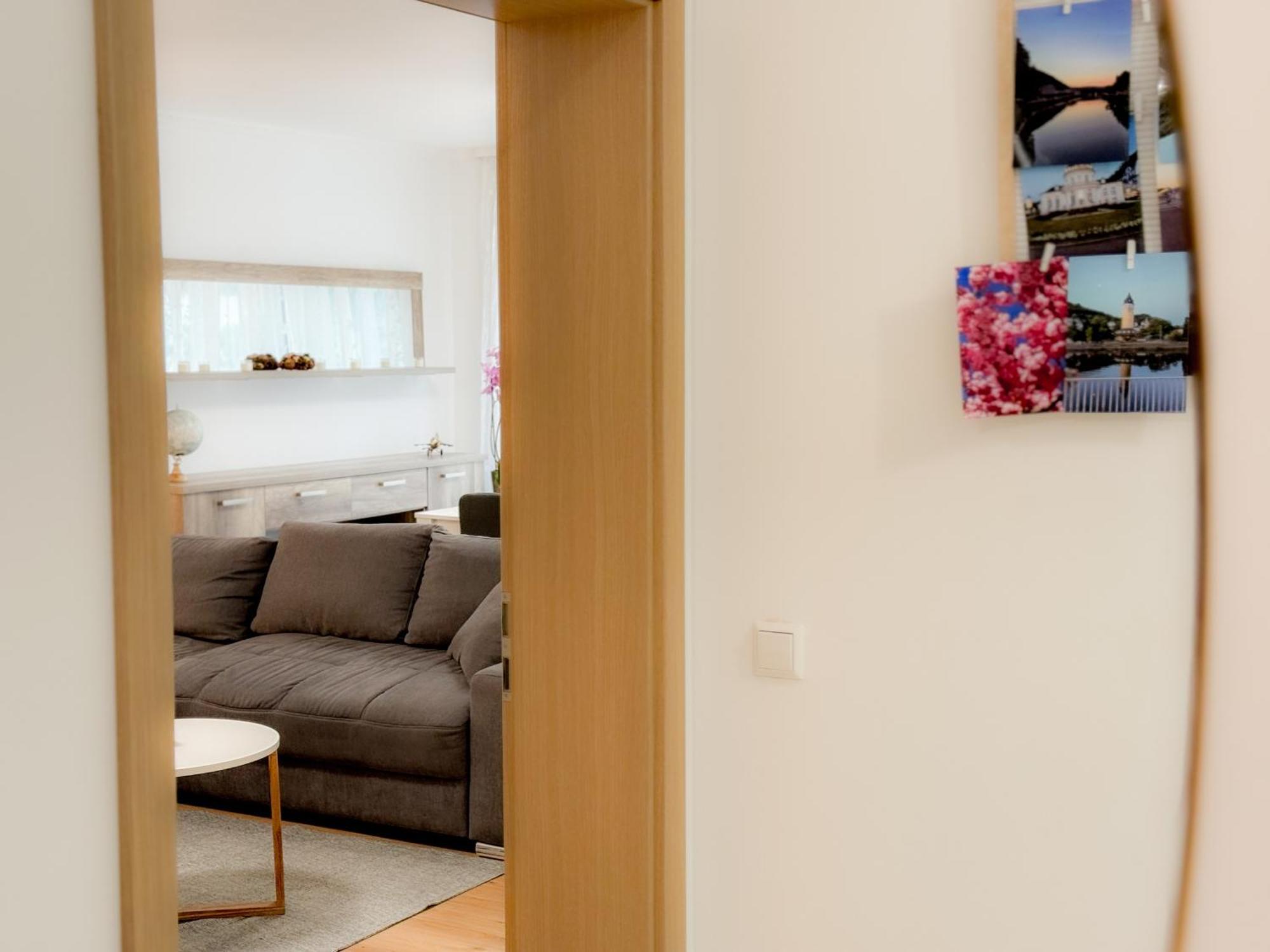 Modern Und Lichtdurchflutet - Ferienwohnung Mit Terrasse Fachbach Exterior foto
